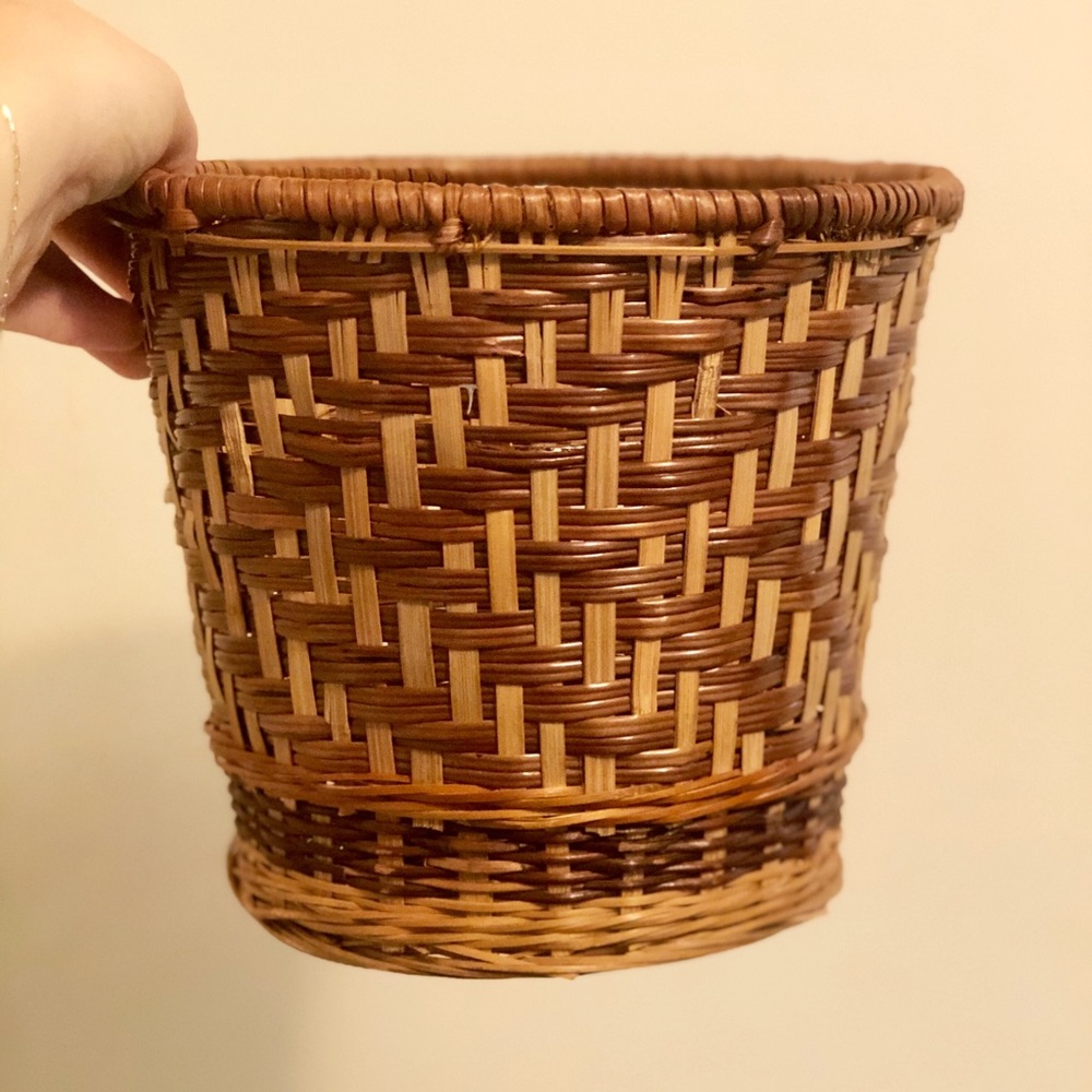 VTG Boho Style Hand Woven Wicker Planter Basket